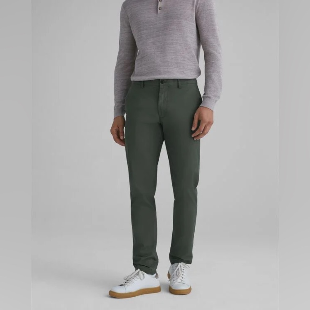 Club Monaco Connor Chino